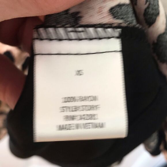 Francesca’s leopard print spaghetti strap dressXS - Picture 7 of 9